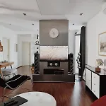 White Lotus - Luxury Apartment