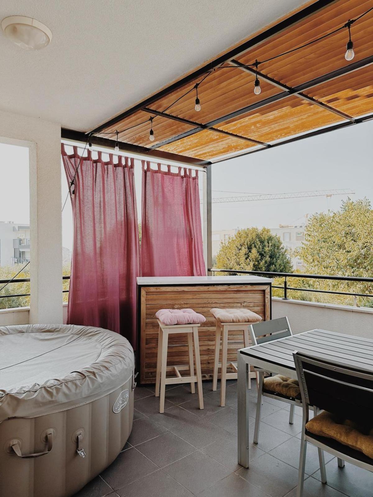 White Lotus - Luxury Apartament